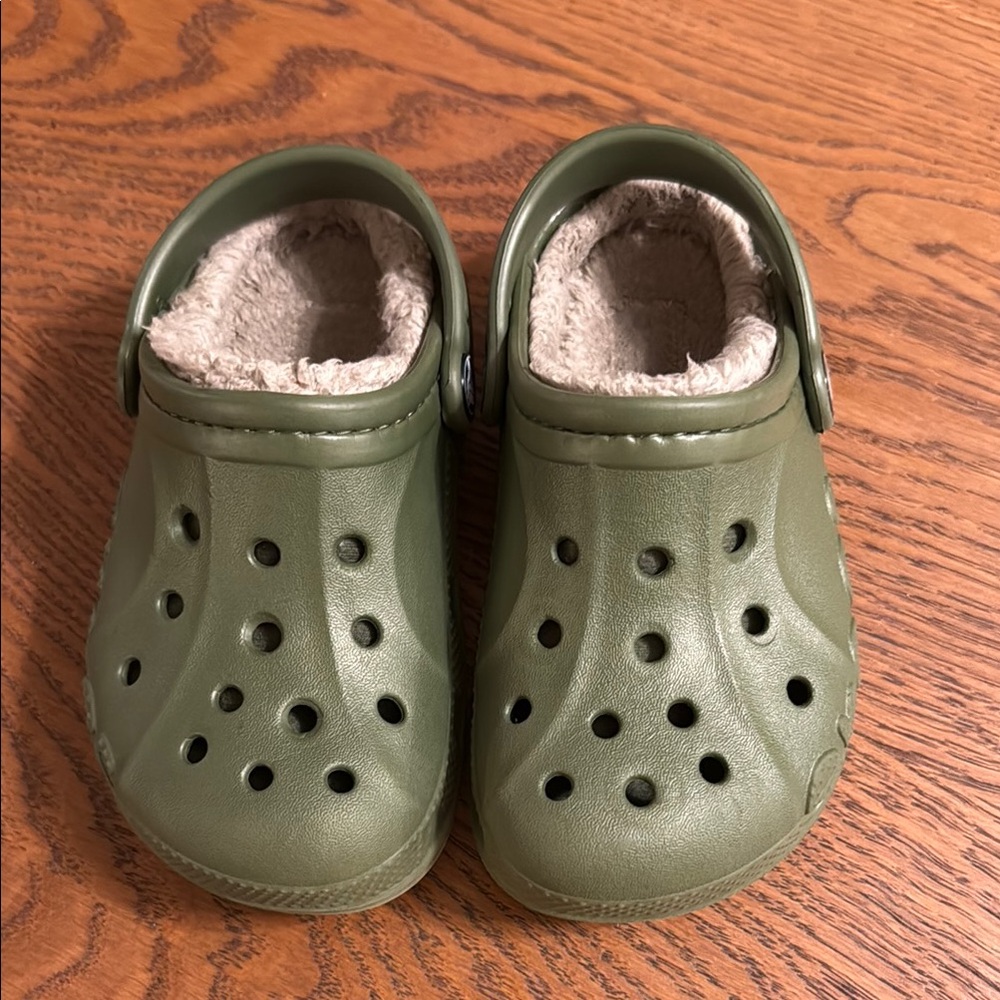Crocs